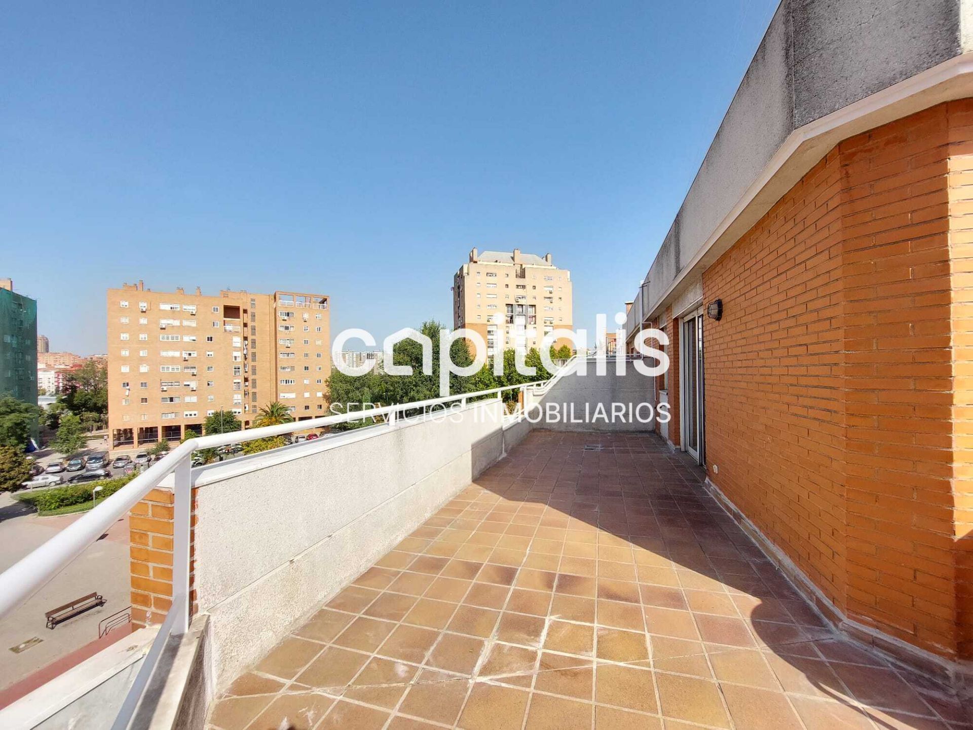 Terrassa de Àtic de lloguer en  Madrid Capital amb Calefacció