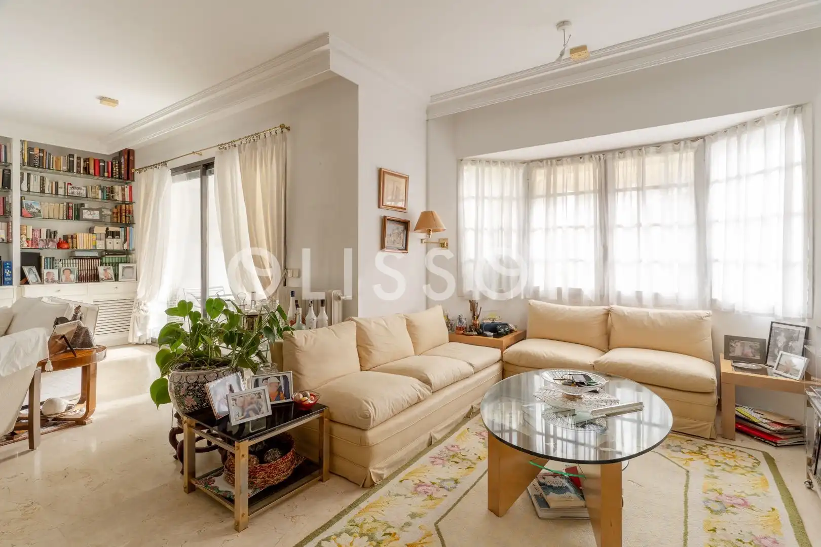 Sala de estar de Casa o chalet en venta en Madrid con Aire acondicionado, Calefacción y Jardín privado