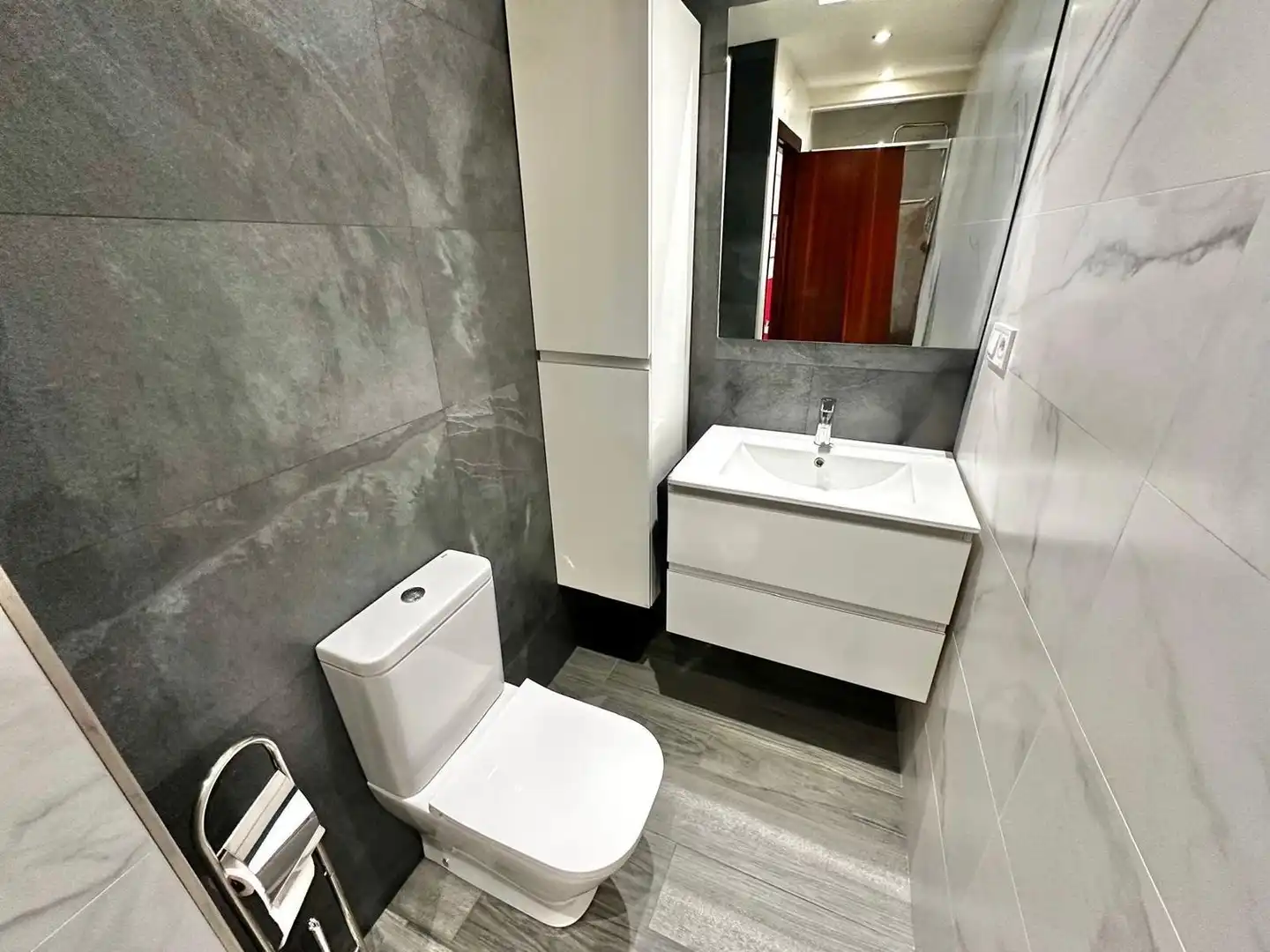 Badezimmer von Wohnung zum Verkauf in Mieres (Asturias) mit Heizung, Terrasse und Schwimmbad