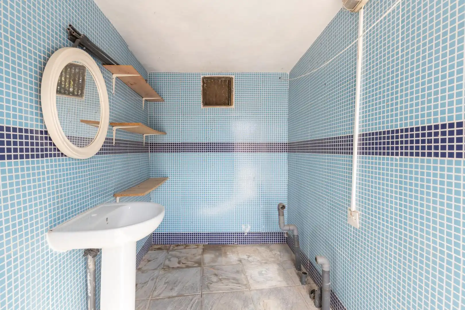 Country homes for sale in Polideportivo