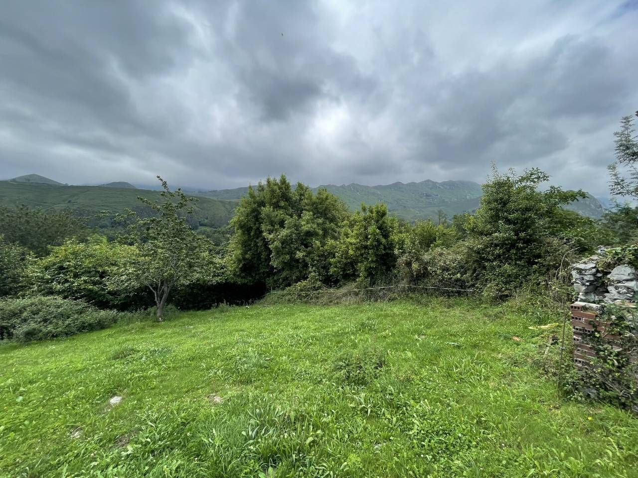 Residencial en venda a Lugar San Roque, Cué - San Roque - Andrín