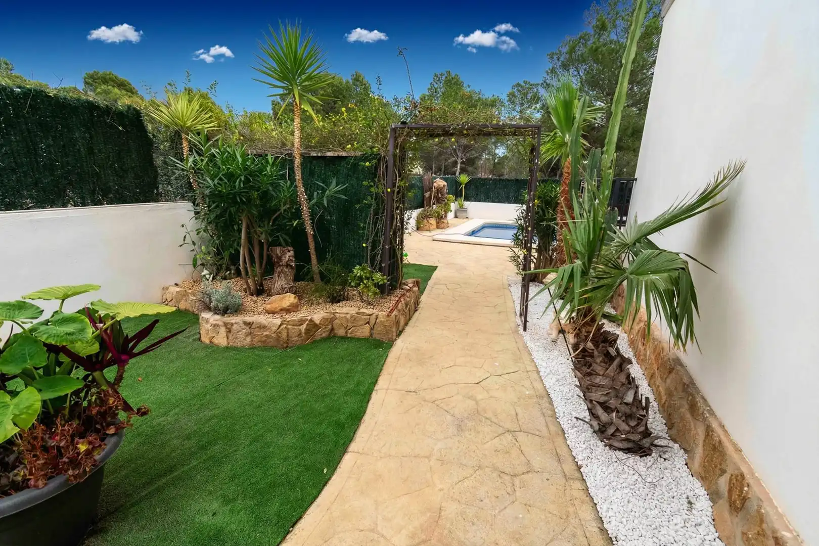 Detached house with pool for sale in Golf Bahía, imagen 29