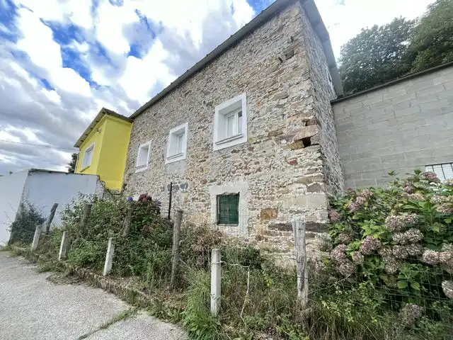Vista exterior de Casa o xalet en venda en Grandas de Salime