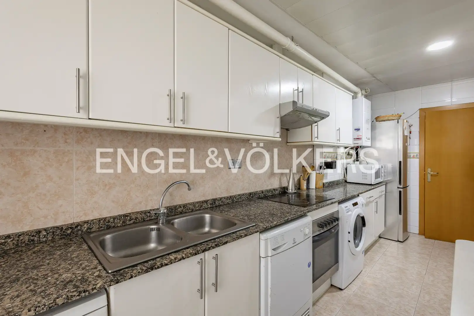 Kitchen of Flat for sale in Sant Andreu de la Barca  with Heating and Private garden