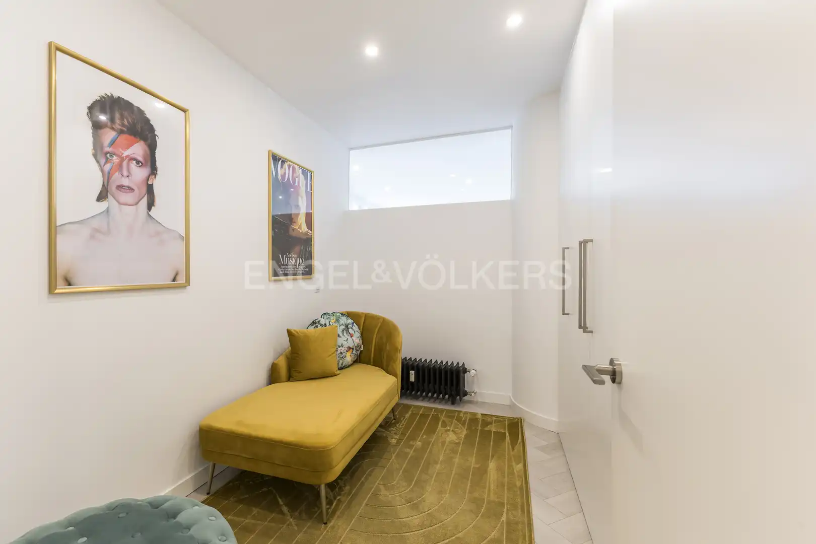 Bedroom of Flat for rent in Madrid  with Air Conditioner, Heating and Furnished