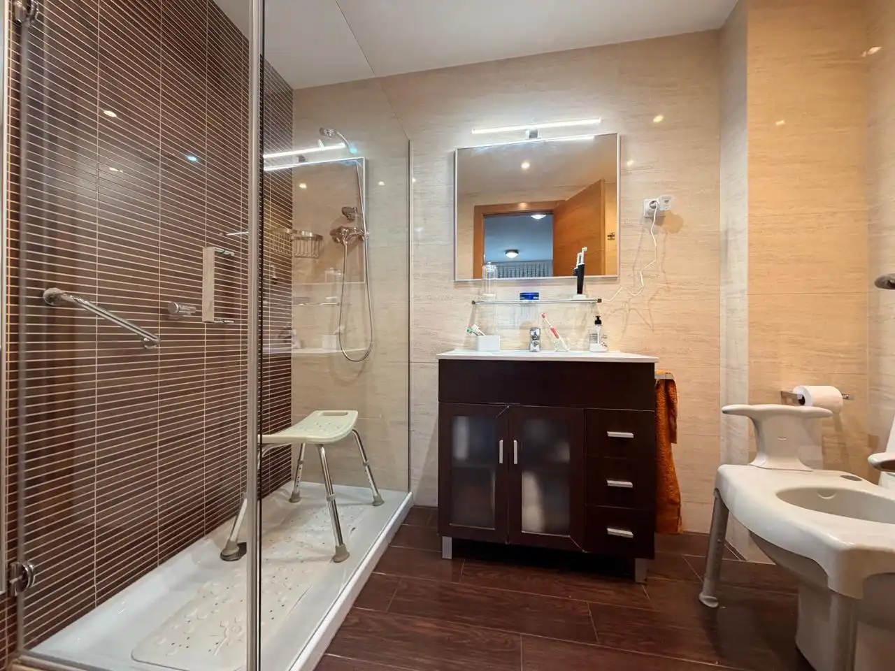 Bathroom of Flat for sale in Castelldefels
