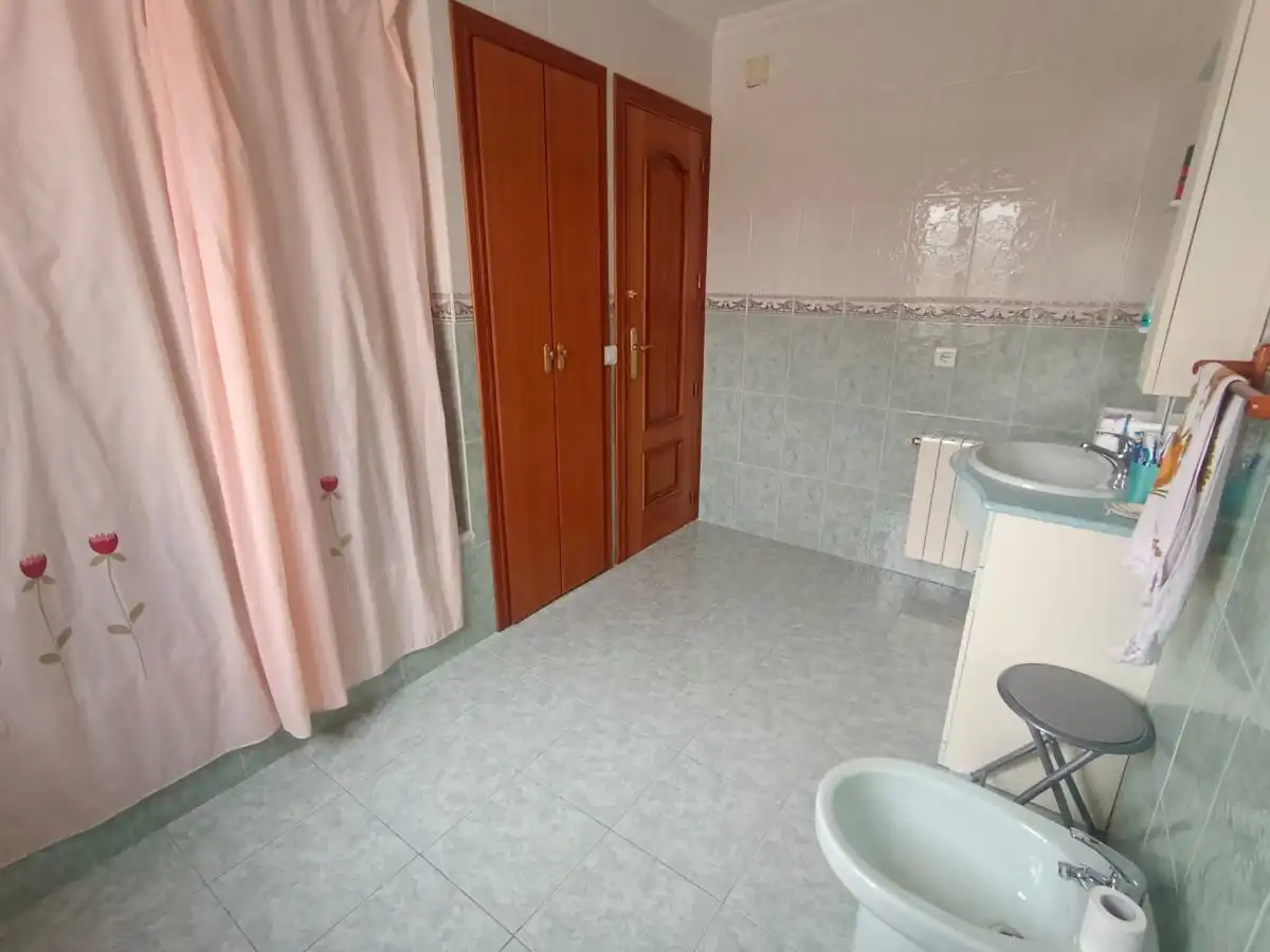 Bathroom of Houses for sale in Torre de Juan Abad  with Heating