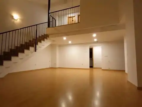 Ático en venta en Chiva con Terraza y Balcón