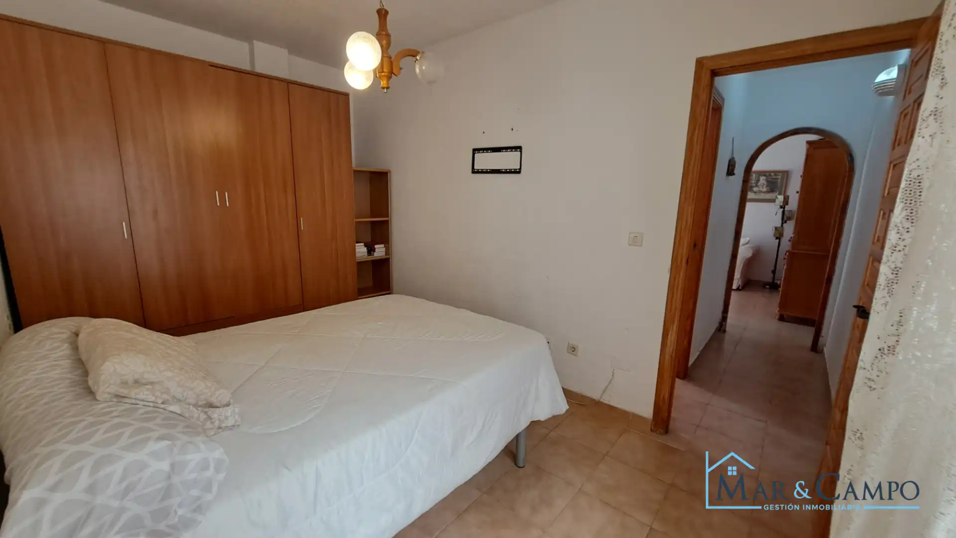 Dormitori de Casa o xalet en venda en Los Alcázares amb Jardí privat i Moblat