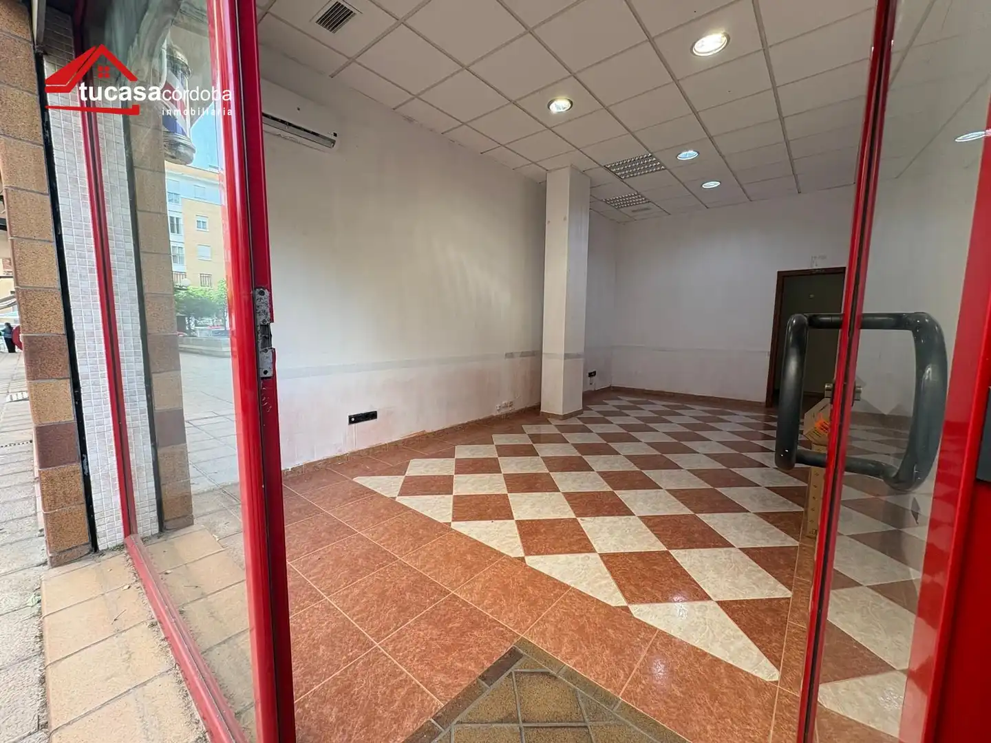 Local en venta en Córdoba con Aire acondicionado