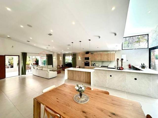 Casa-chalet en Venta en Urbanizacion Urbanización Conarda en La Conarda - Montesano