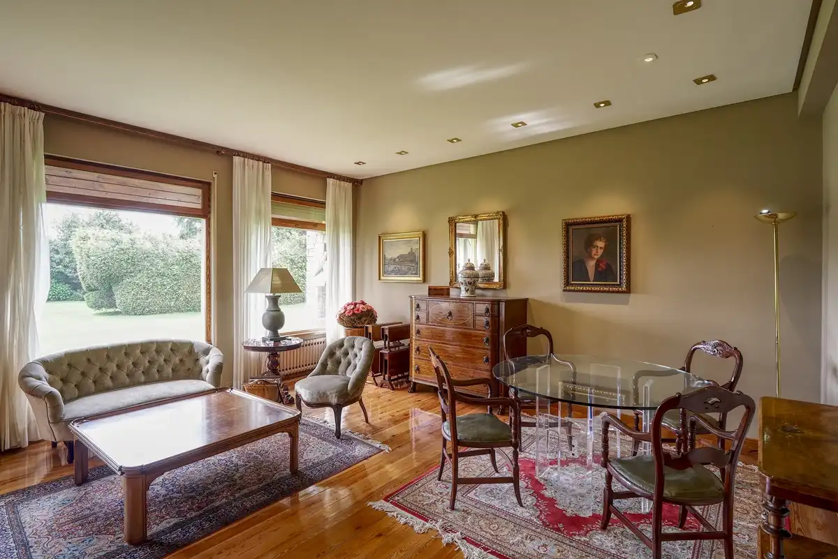 Sala d'estar de Casa o xalet en venda en Sada (A Coruña) amb Calefacció, Jardí privat i Parquet