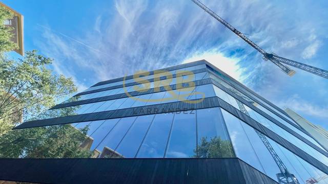 Oficina en Alquiler en Carrer de Cristóbal de Moura en El Besós i el Maresme