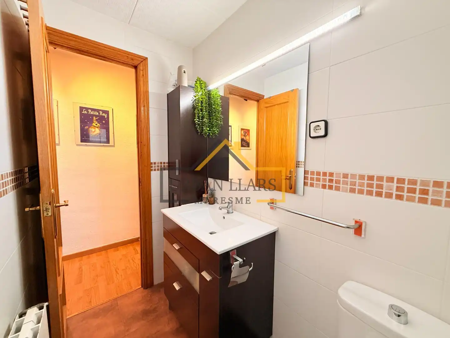 Bathroom of Flat for sale in Mataró