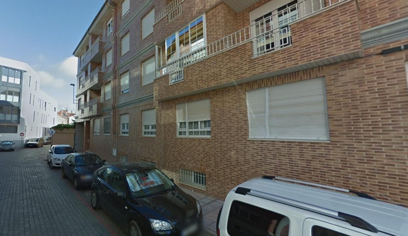 Vista exterior de Garatge en venda en Valencia de Don Juan