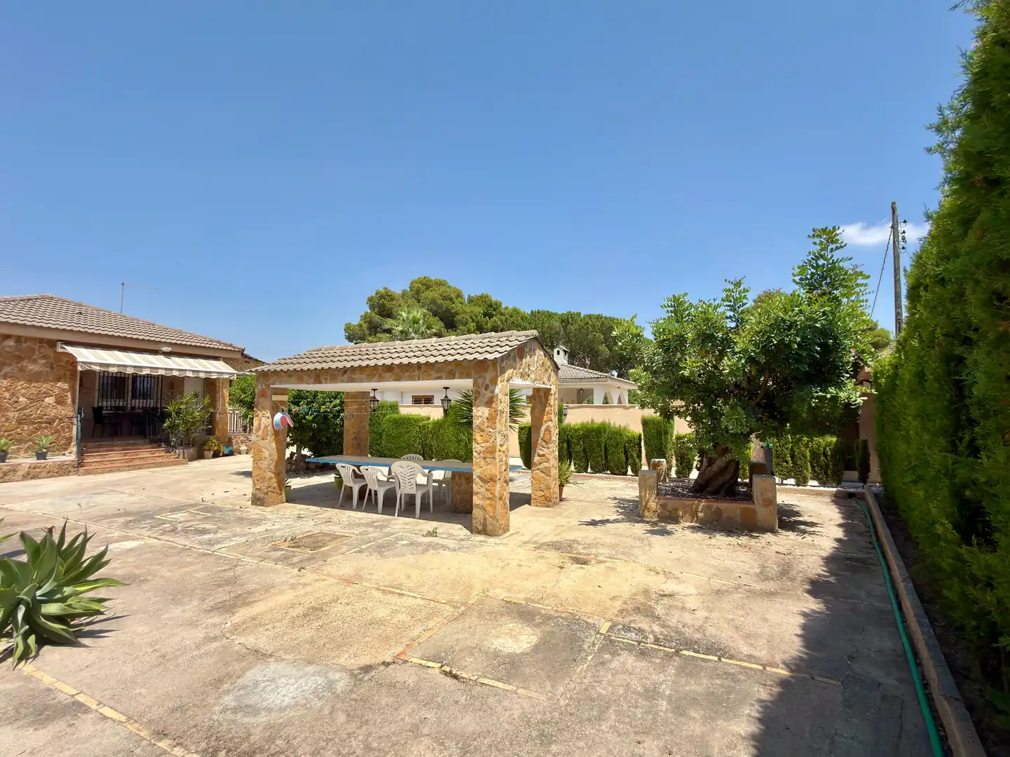 Jardí de Casa o xalet en venda en Chiva amb Aire condicionat, Jardí privat i Terrassa