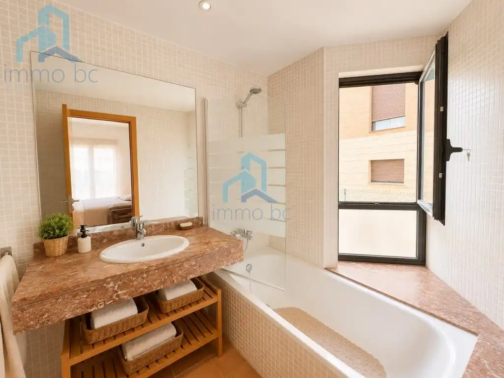 Baño de Planta baja en venta en Salou