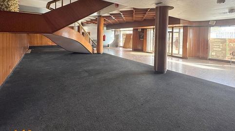 Foto 3 von Gebaude zur Miete in Calle Calle Alcalde Martín Cobos, Villimar - V1 - V2 - S3 - S4 - San Cristobal, Burgos Capital