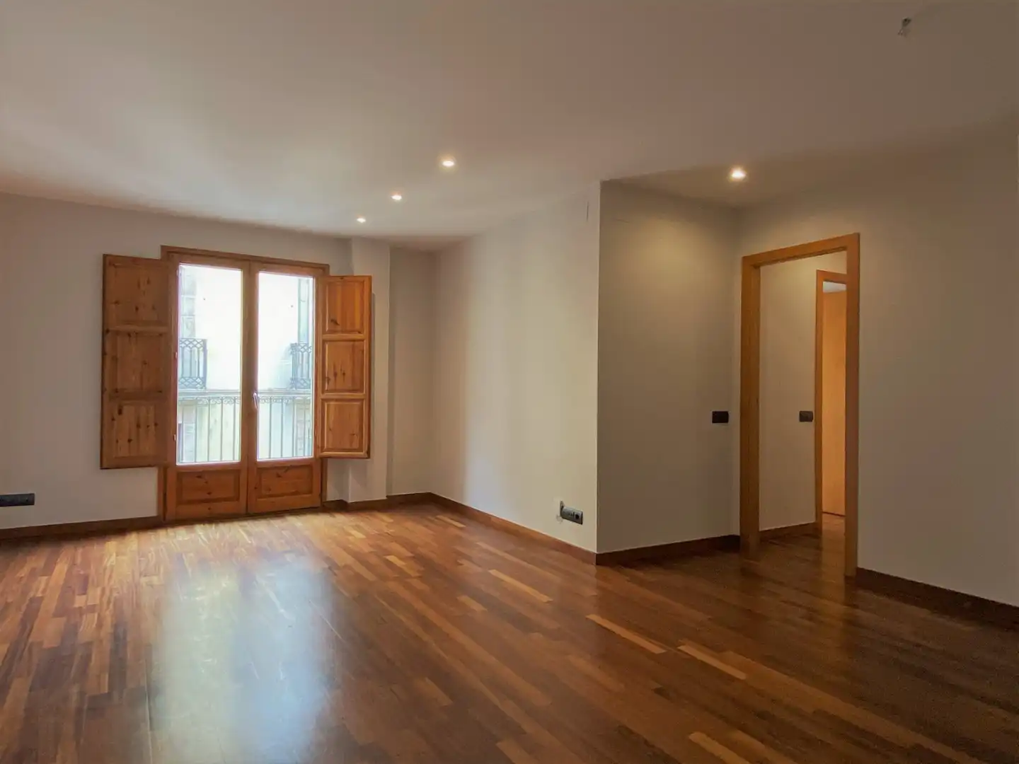 Piso en venta en Carrer de Jovellanos, El Raval