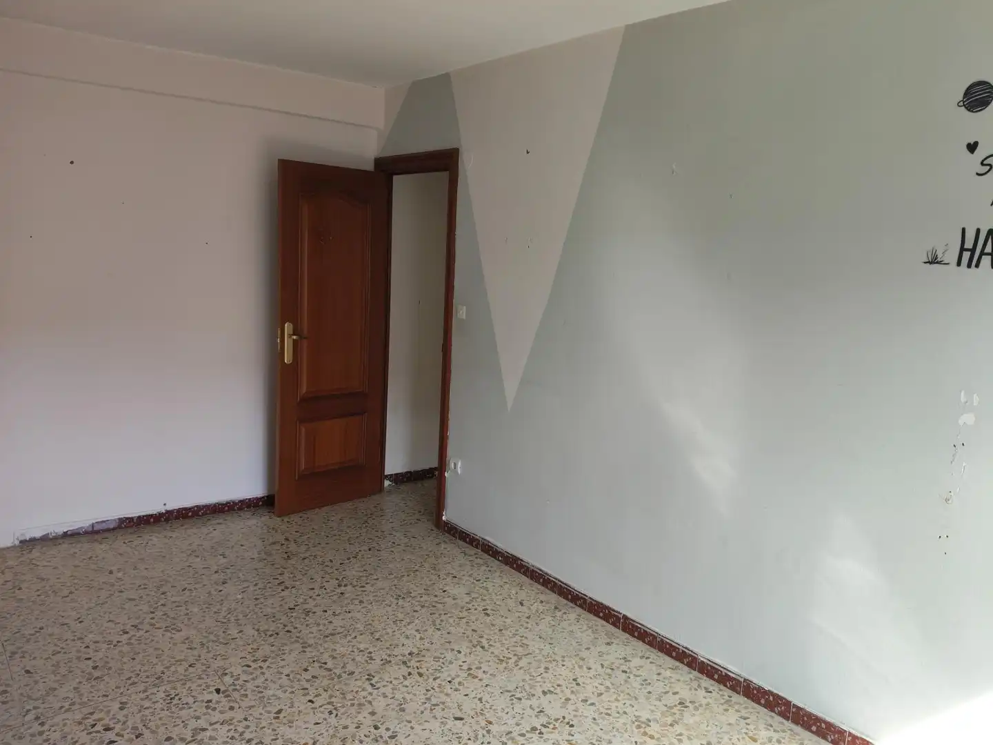 Bedroom of Flat for sale in Zaragoza  with Heating, Terrace and Storage room