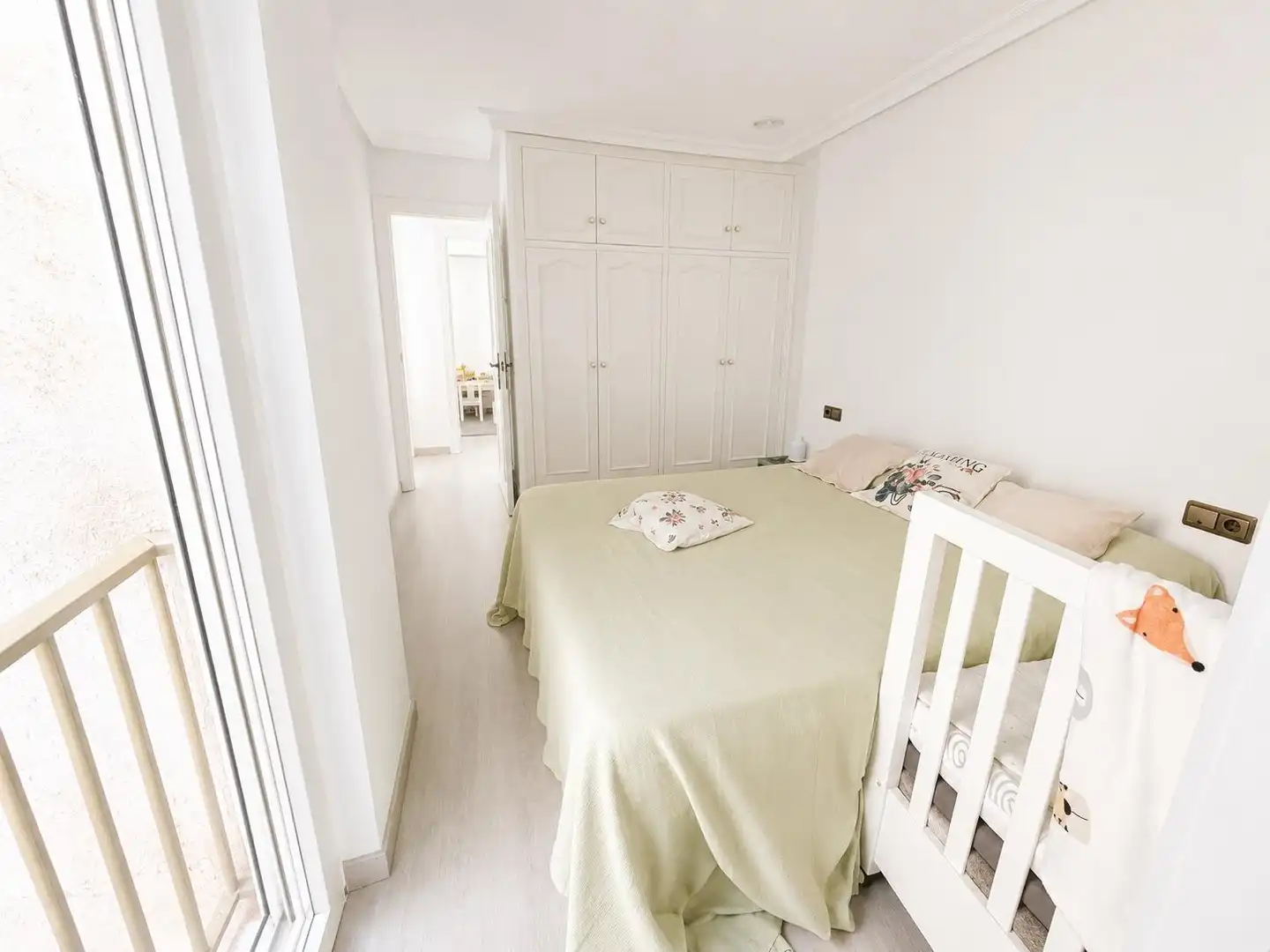 Habitación de Apartamento en venta en Elche / Elx con Aire acondicionado, Terraza y Trastero