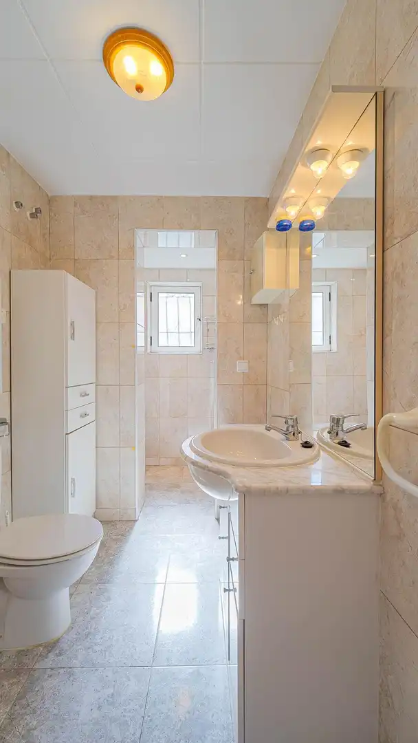 Baño de Casa o chalet en venta en Orihuela con Jardín privado, Amueblado y Piscina comunitaria