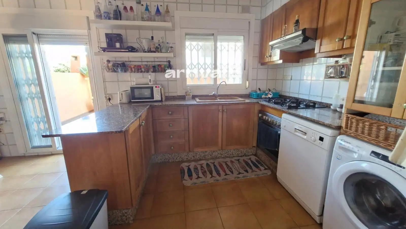 Cocina de Casa adosada de alquiler en Valencia con Terraza, Piscina y Horno