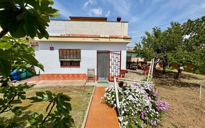 Jardí de Casa o xalet en venda en Montcada i Reixac amb Jardí privat, Terrassa i Traster