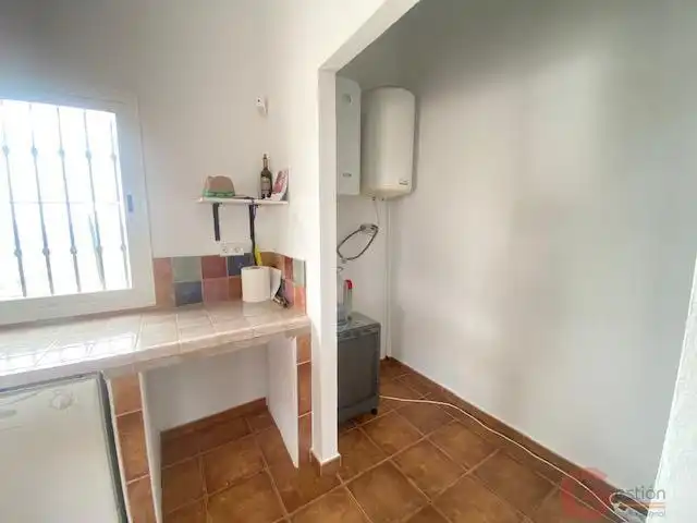Casa rústica amb piscina en venda a Cútar, imagen 8