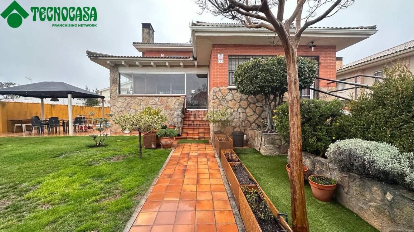 Exterior view of House or chalet for sale in Cubas de la Sagra