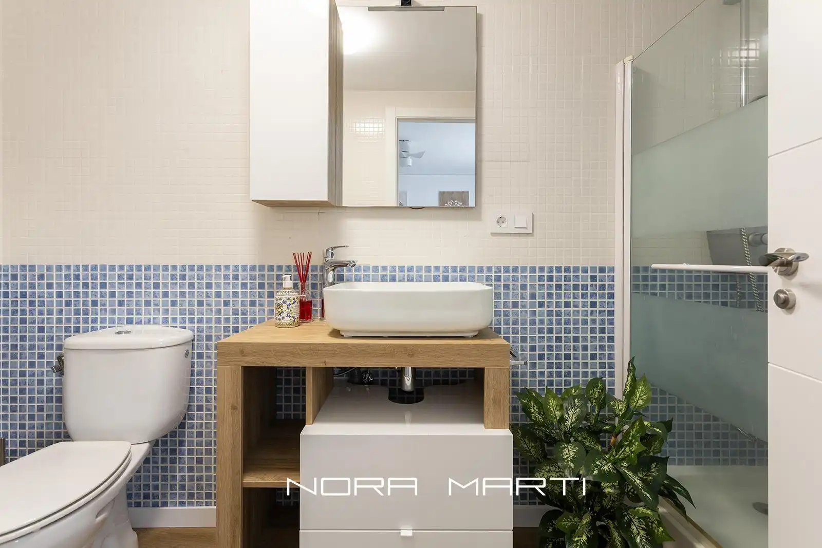 Baño de Casa o chalet en venta en Sant Just Desvern con Aire acondicionado, Calefacción y Jardín privado