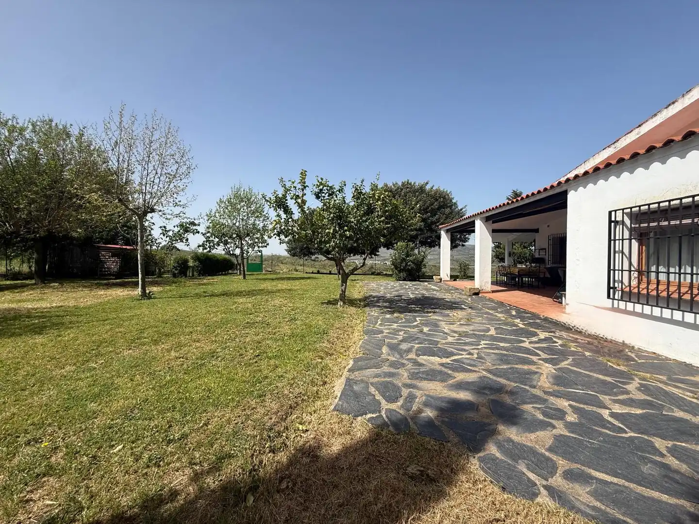 Garden of Country homes for sale in Plasencia  with Air Conditioner and Private garden