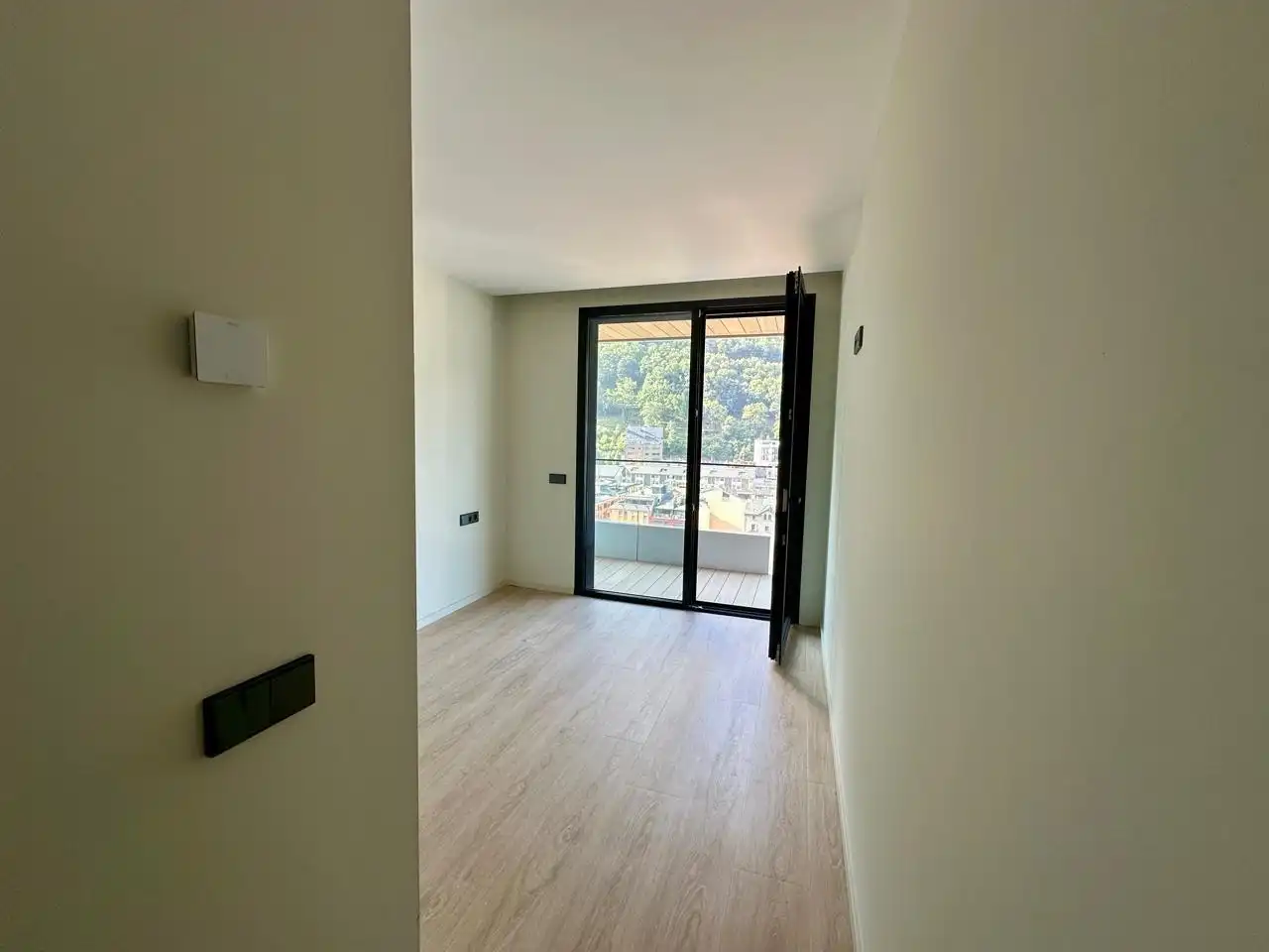 Terraza de Piso de alquiler en Escaldes – Engordany con Calefacción, Parquet y Terraza