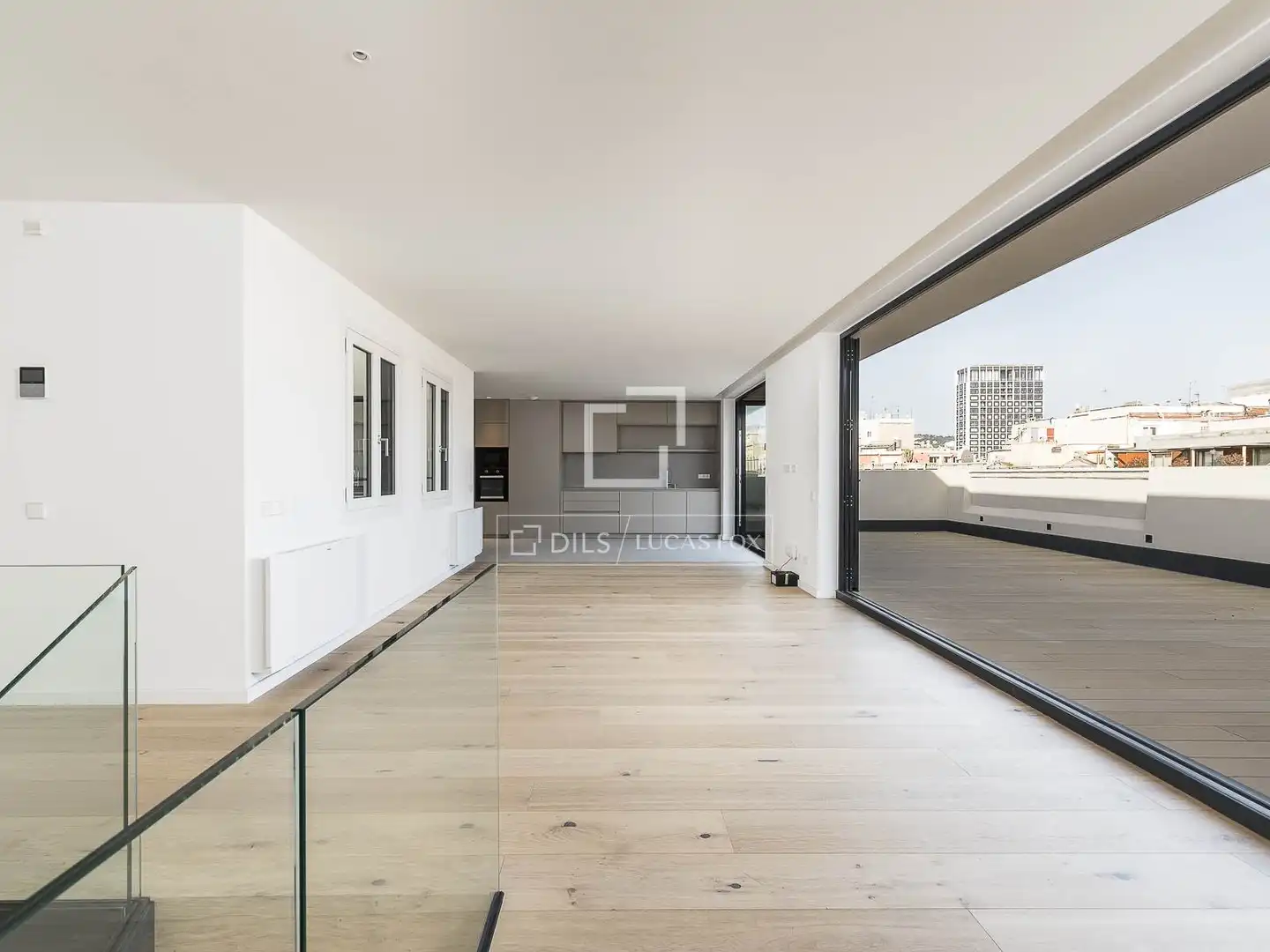 Vista exterior de Ático en venta en Barcelona con Aire acondicionado, Calefacción y Terraza