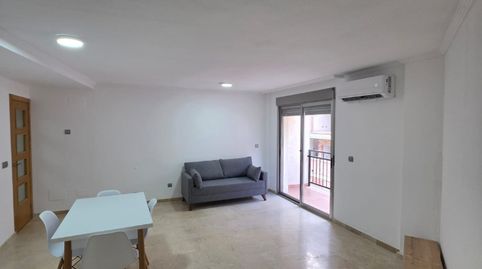 Foto 5 de Piso de alquiler en Calle Crema Marfil, 59, El Pinós / Pinoso, Alicante