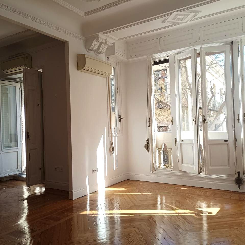 Dormitori de Pis de lloguer en  Madrid Capital amb Aire condicionat, Calefacció i Parquet