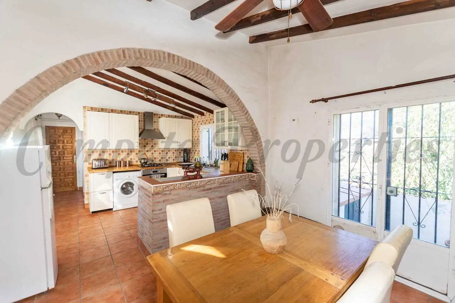 Casa amb piscina en venda a Sedella, imagen 4