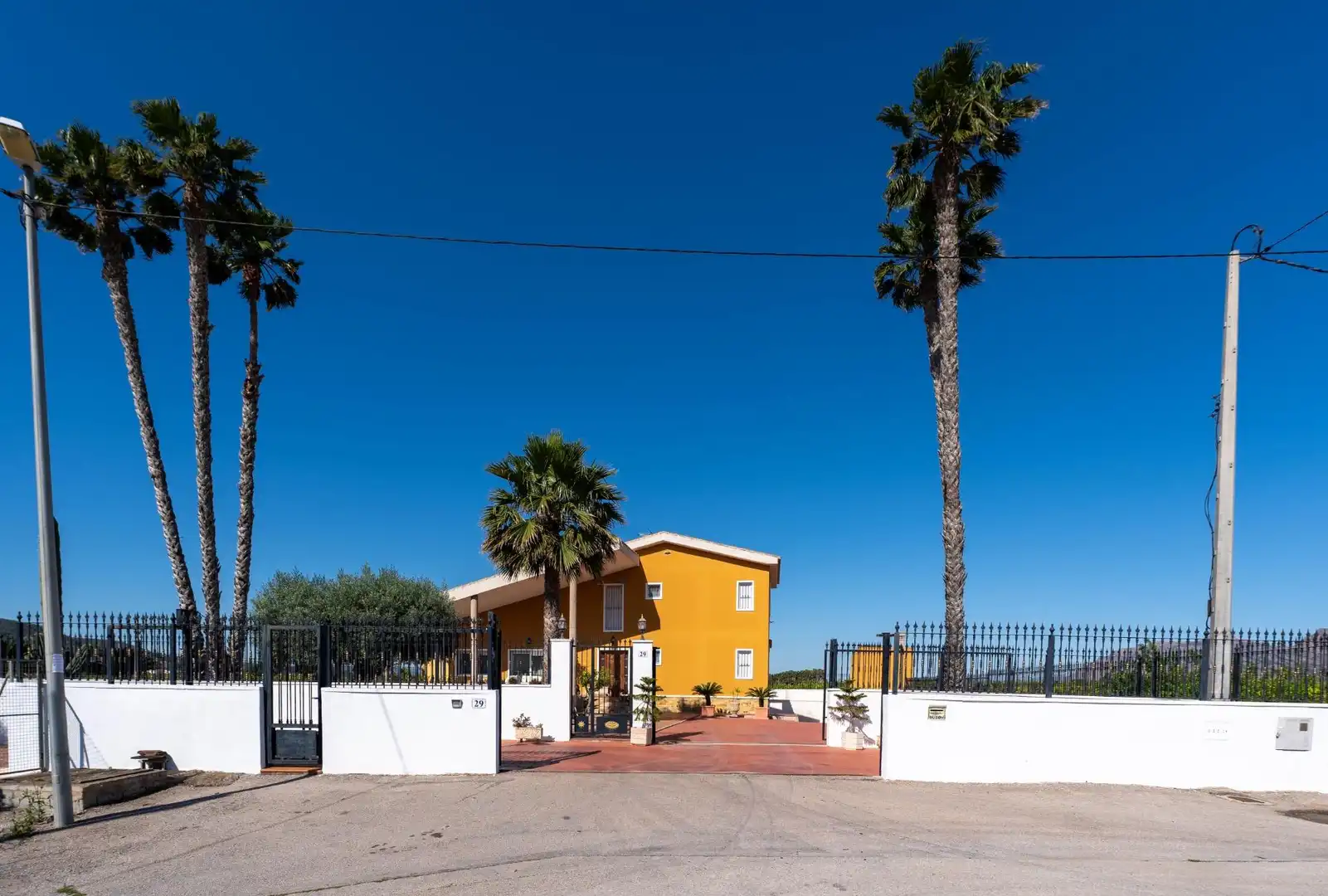 Vista exterior de Casa o xalet en venda en Orihuela amb Aire condicionat, Calefacció i Terrassa
