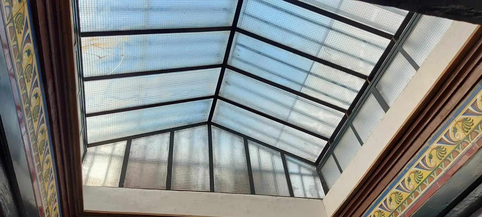 Vista exterior de Casa o xalet de lloguer en Sevilla amb Aire condicionat, Calefacció i Terrassa