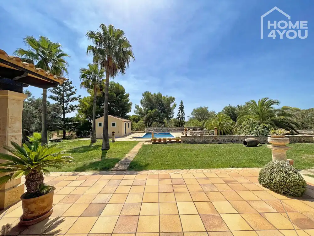 Vista exterior de Casa o xalet en venda en Ses Salines amb Aire condicionat, Calefacció i Terrassa