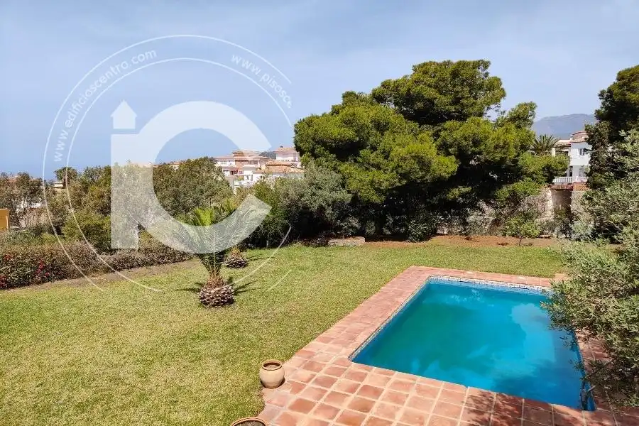 Chalet con piscina en venta en marina del este, imagen 27