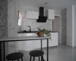 Kitchen of Flat to rent in Elda