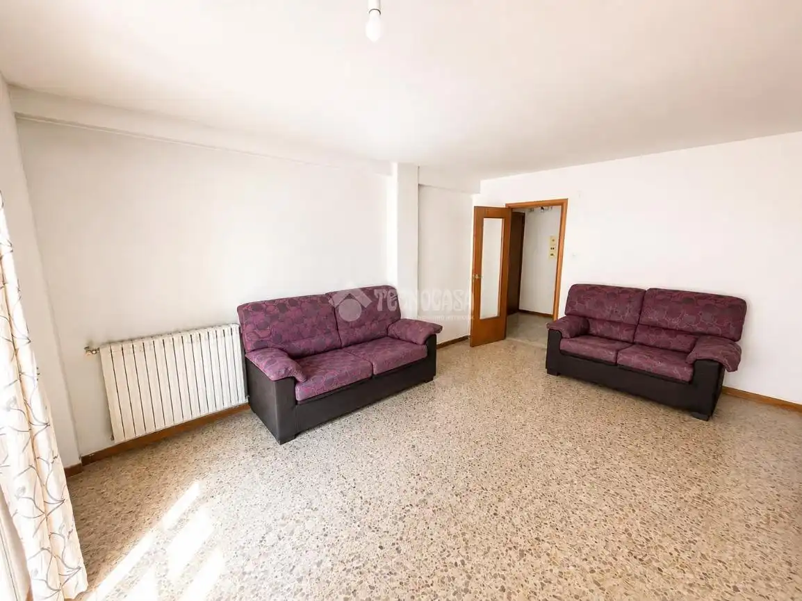 Sala de estar de Piso en venta en Zaragoza con Calefacción, Terraza y Balcón