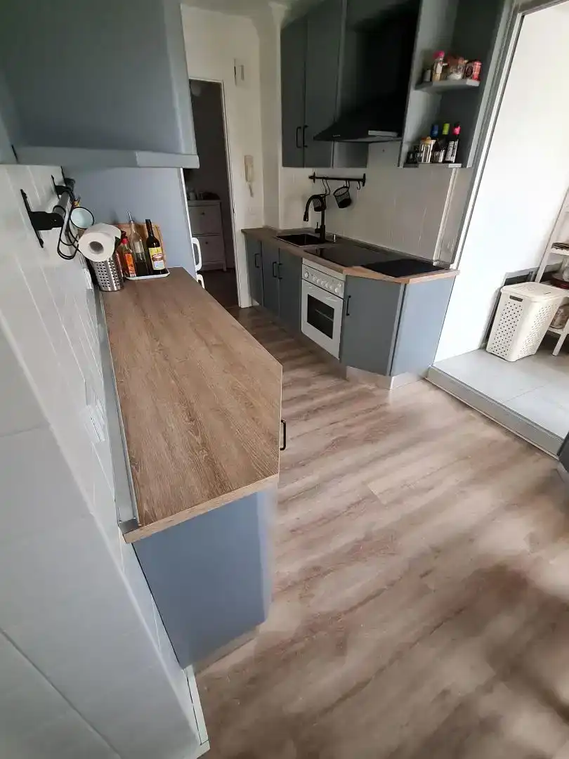 Kitchen of Flat for rent in  Sevilla Capital  with Air Conditioner and Balcony