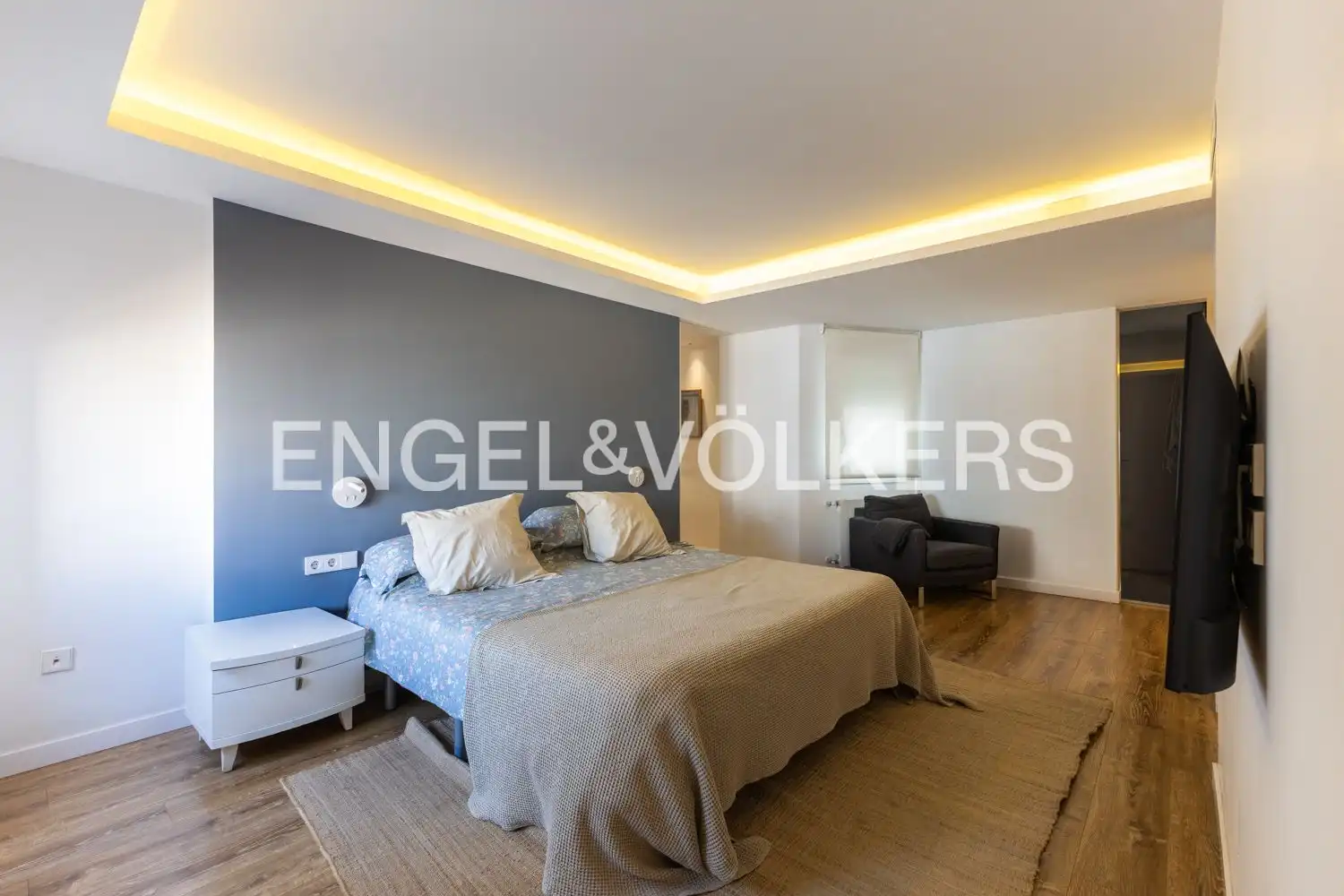 Schlafzimmer von Wohnung zur Miete in Extramurs