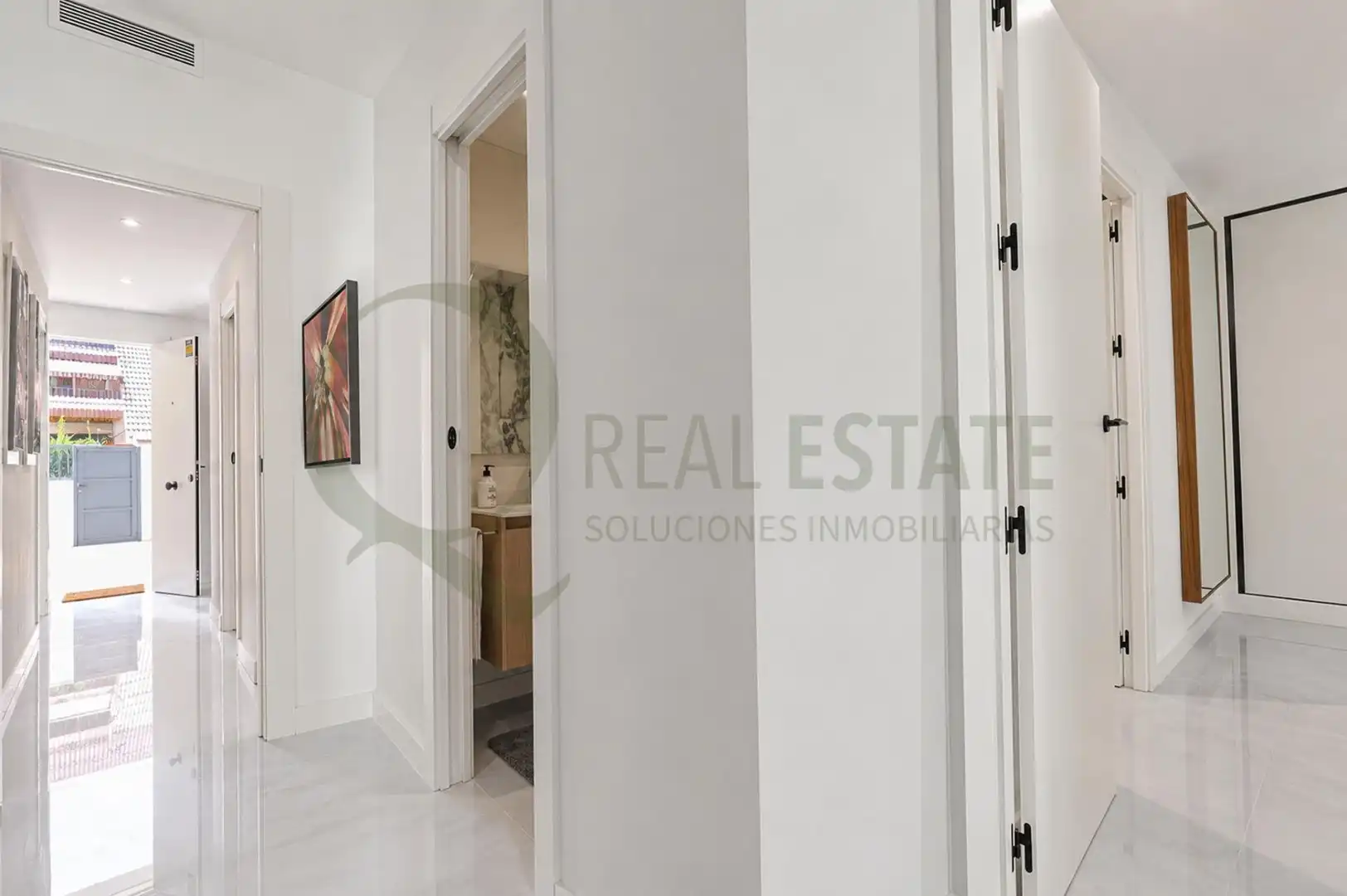 Casa o xalet en venda en Sant Joan d'Alacant amb Aire condicionat, Jardí privat i Piscina