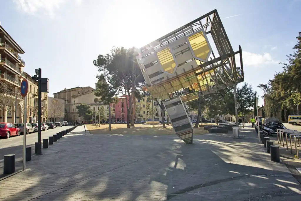 Außenansicht von Wohnungen zum Verkauf in  Palma de Mallorca mit Klimaanlage, Heizung und Terrasse