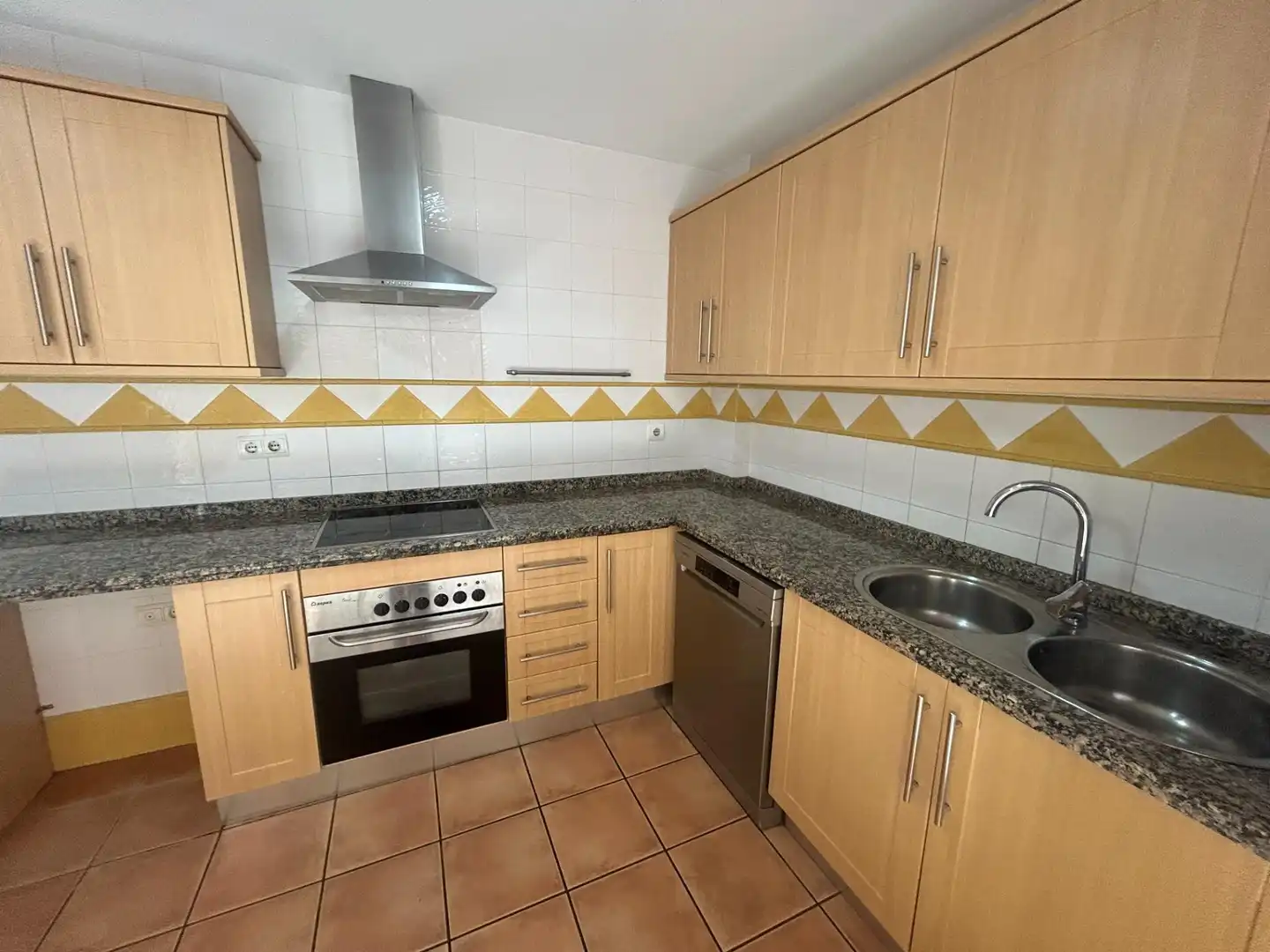Cocina de Casa adosada en venta en Cullera con Aire acondicionado, Calefacción y Terraza