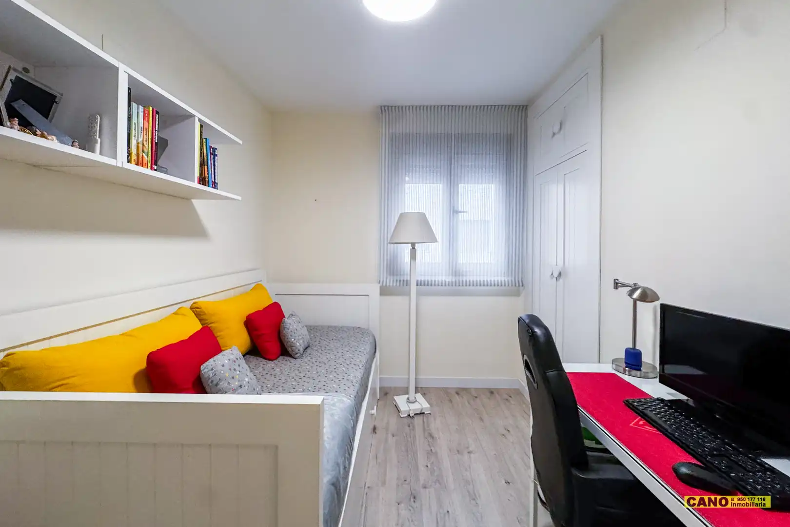 Habitación de Piso en venta en Almería con Aire acondicionado, Calefacción y Terraza