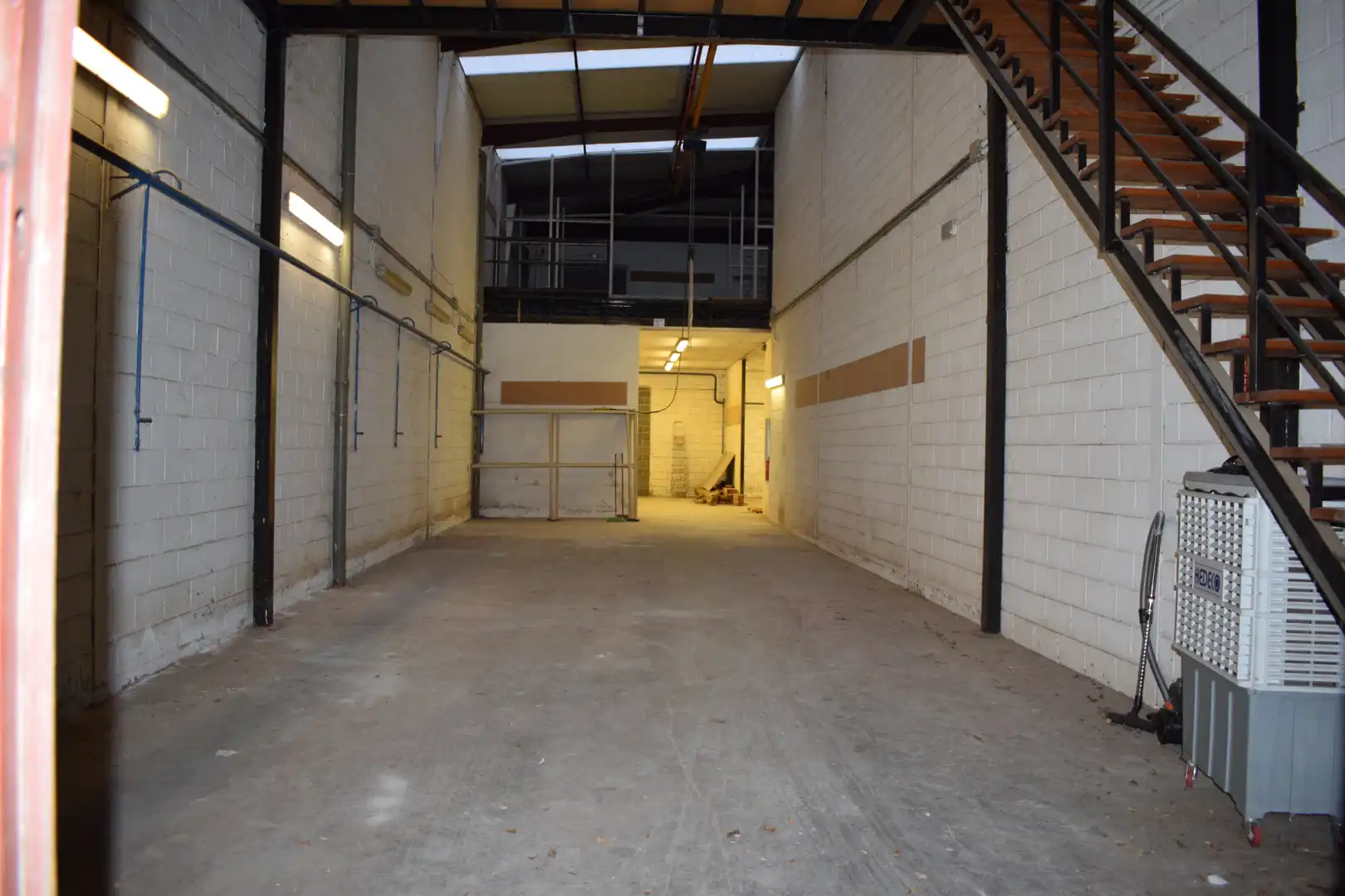 Industrial building for sale in Zuaznabar Kalea 26
